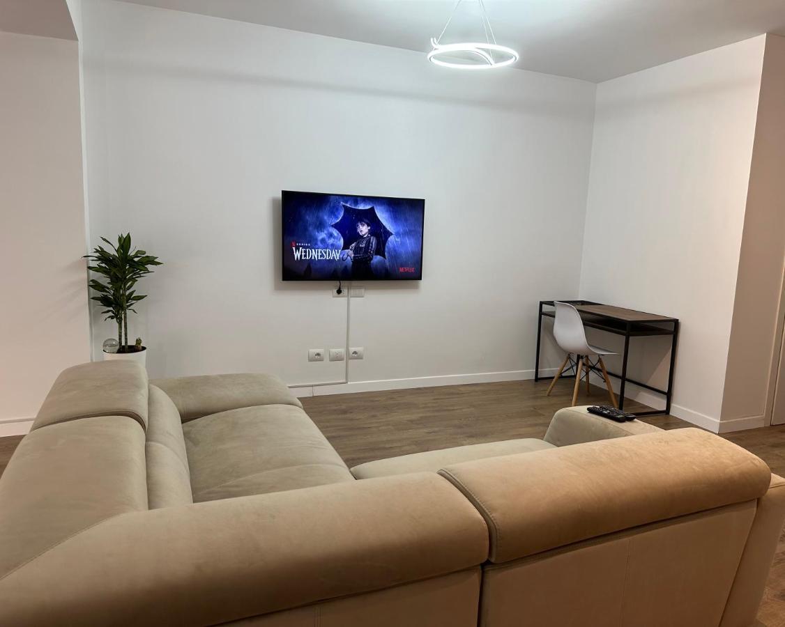 Scandinavian Apartments Al Тирана Екстериор снимка
